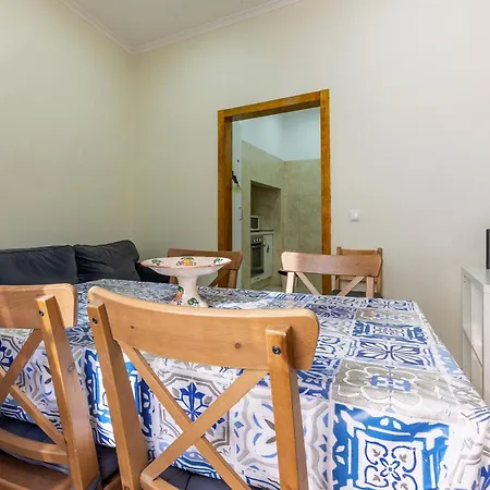 아파트 Alfama Very Well-connected